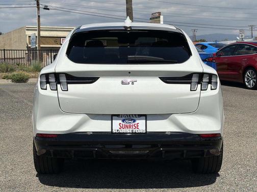 STAR WHITE MET TRI-COAT 2021 Ford Mustang Mach-E GT