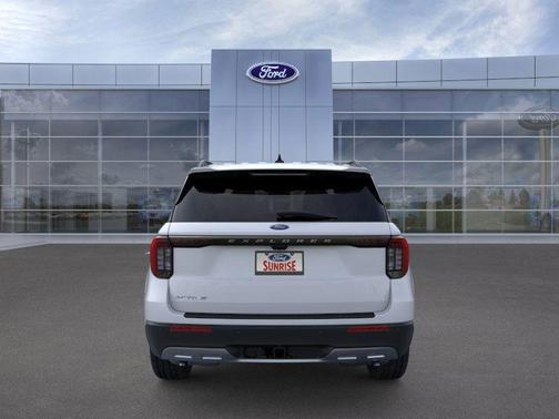 SPACE WHITE METALLIC 2026 Ford Explorer Active