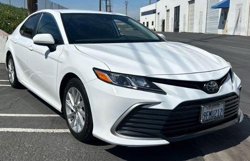 Ice Cap 2023 Toyota Camry LE
