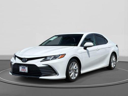 Ice Cap 2023 Toyota Camry LE