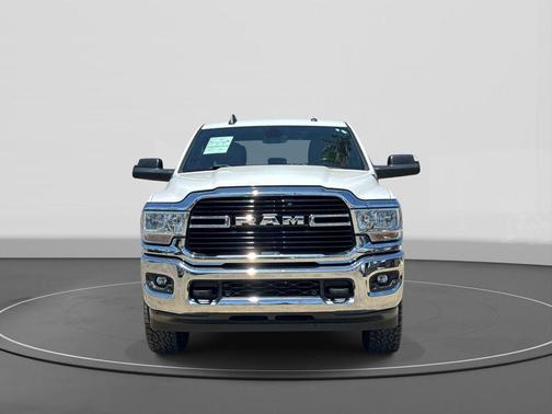 Bright White Clearcoat 2021 RAM 3500 Big Horn Crew Cab 4x4 8' Box