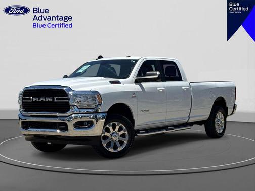 Bright White Clearcoat 2021 RAM 3500 Big Horn Crew Cab 4x4 8' Box