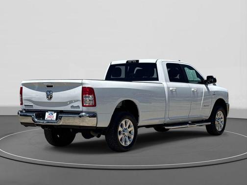 Bright White Clearcoat 2021 RAM 3500 Big Horn Crew Cab 4x4 8' Box