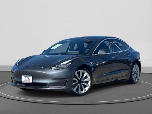 2020 Tesla Model 3 Standard Range Plus