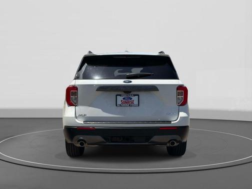 STAR WHITE MET TRI-COAT 2023 Ford Explorer XLT