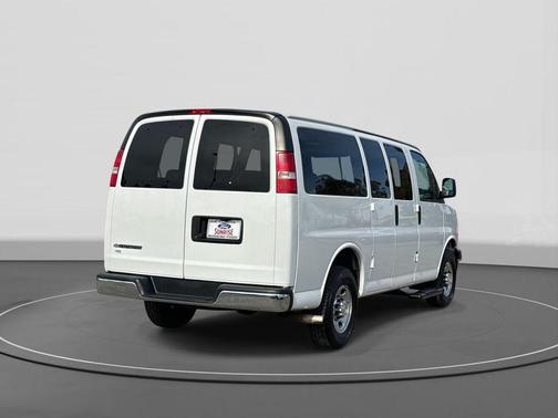 2019 Chevrolet Express 2500 LT