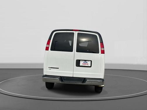 2019 Chevrolet Express 2500 LT