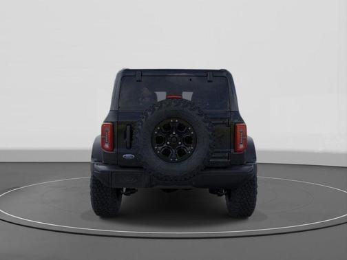 Shadow Black 2026 Ford Bronco Badlands