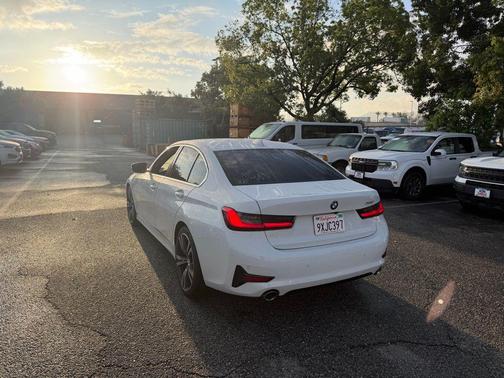 Alpine White 2020 BMW 330 330i