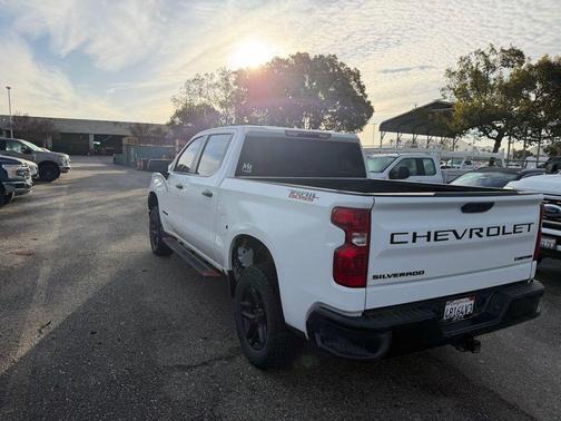 2023 Chevrolet Silverado 1500 Custom Trail Boss