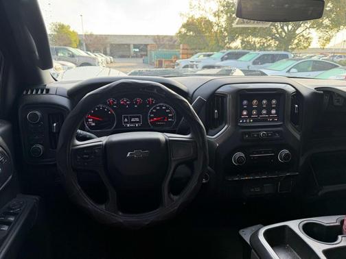 2023 Chevrolet Silverado 1500 Custom Trail Boss