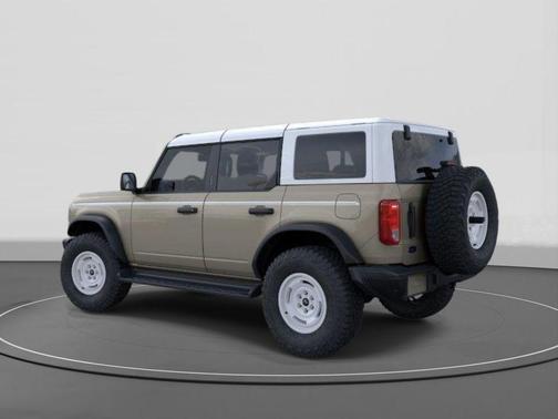 DESERT SAND 2026 Ford Bronco Heritage Edition