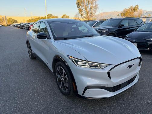 2022 Ford Mustang Mach-E Premium