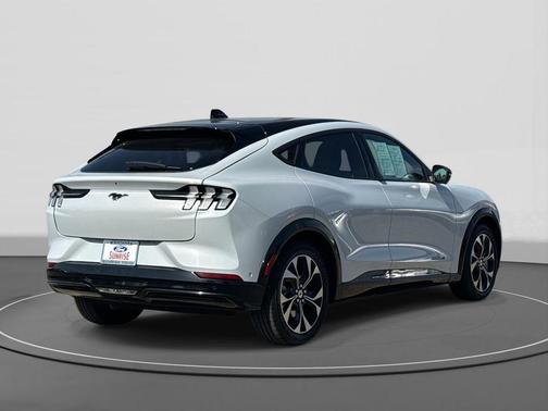 2022 Ford Mustang Mach-E Premium