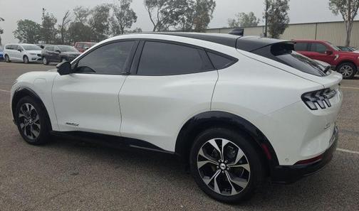 STAR WHITE MET TRI-COAT 2023 Ford Mustang Mach-E Premium