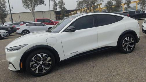 STAR WHITE MET TRI-COAT 2023 Ford Mustang Mach-E Premium