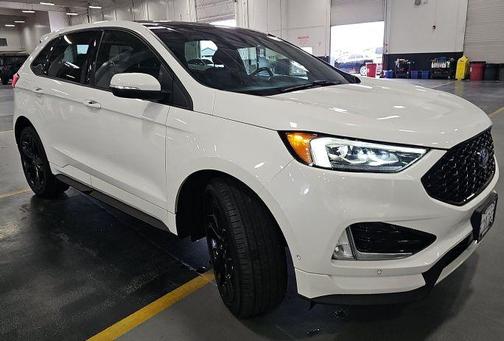 Star White Metallic Tri-Coat 2020 Ford Edge ST