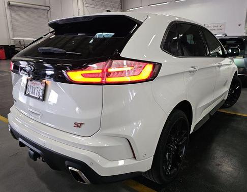 Star White Metallic Tri-Coat 2020 Ford Edge ST