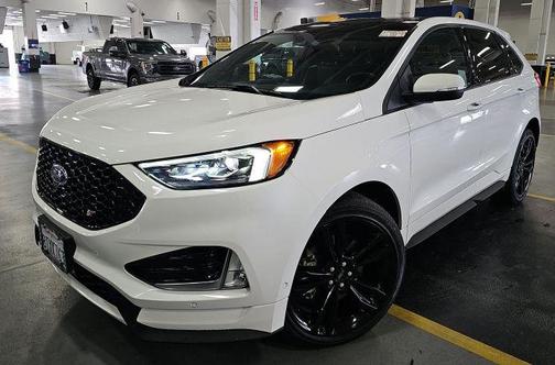 Star White Metallic Tri-Coat 2020 Ford Edge ST