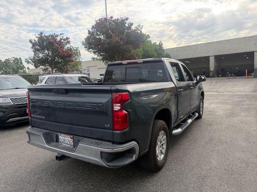 Shadow Gray Metallic 2019 Chevrolet Silverado 1500 LT