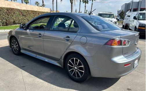 2017 Mitsubishi Lancer ES