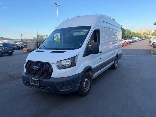 Oxford White 2022 Ford Transit-250 Base