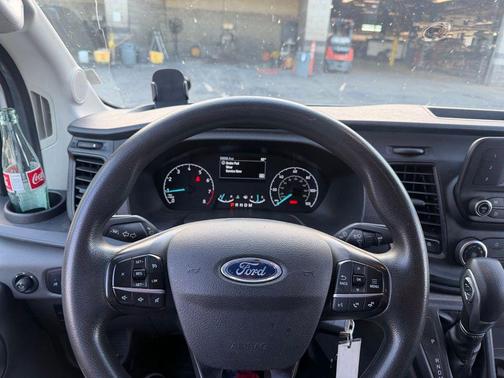 Oxford White 2022 Ford Transit-250 Base