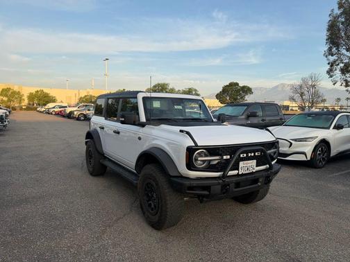 OXFORD WHITE 2024 Ford Bronco Wildtrak