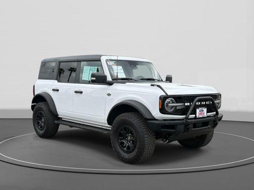 OXFORD WHITE 2024 Ford Bronco Wildtrak
