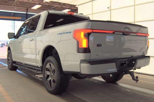 2023 Ford F-150 Lightning LARIAT