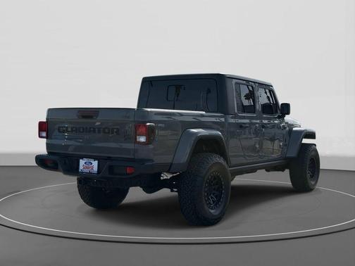 Sting-Gray Clearcoat 2023 Jeep Gladiator Willys 4x4