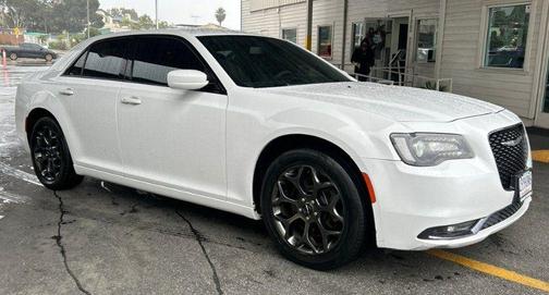 2018 Chrysler 300 S