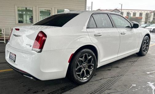 2018 Chrysler 300 S