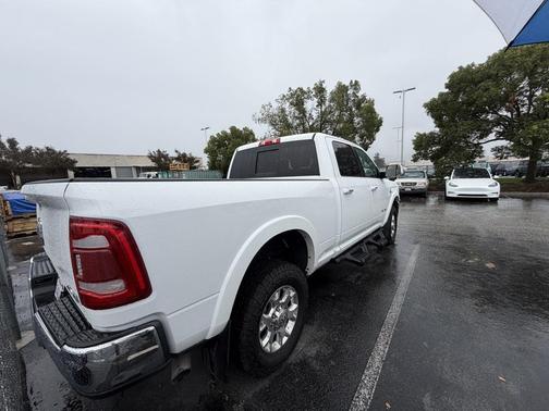 2022 RAM 2500 Laramie Crew Cab 4x4 6'4' Box
