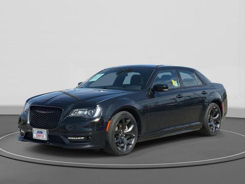 2022 Chrysler 300 S