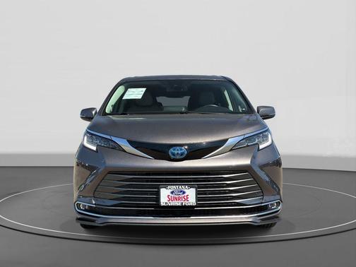 Predawn Gray Mica 2022 Toyota Sienna Limited