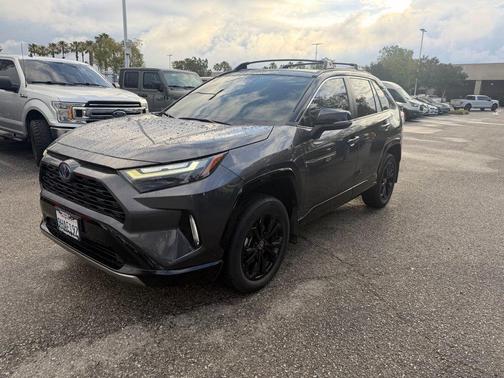 Magnetic Gray Metallic/Midnight Black Metallic 2023 Toyota RAV4 Hybrid SE