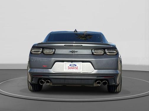 2021 Chevrolet Camaro RWD Coupe LT1