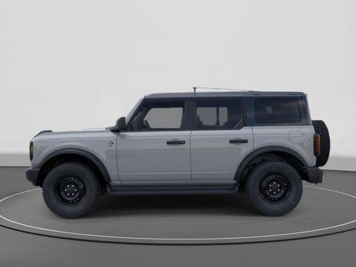 Avalanche Gray 2026 Ford Bronco Outer Banks