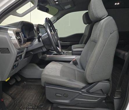 2022 Ford F-150 Lightning XLT