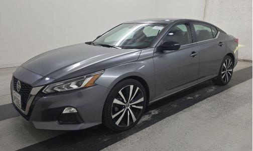 2021 Nissan Altima SR FWD