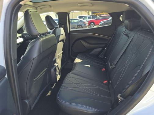 2022 Ford Mustang Mach-E California Route 1