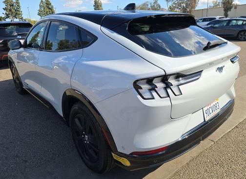 2022 Ford Mustang Mach-E California Route 1