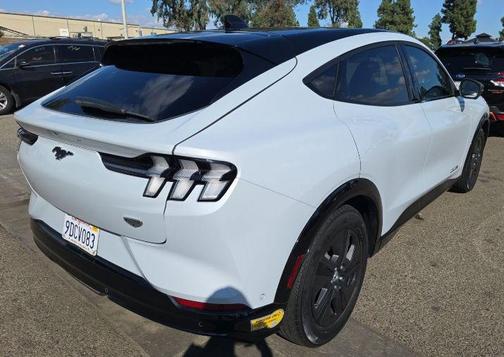 2022 Ford Mustang Mach-E California Route 1