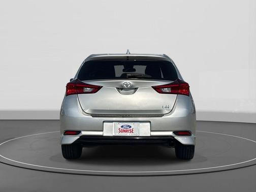 2018 Toyota Corolla iM Base