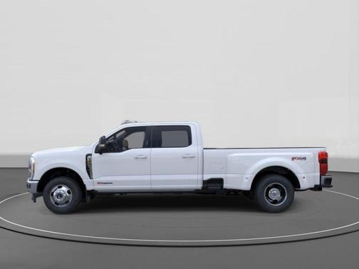 Oxford White 2026 Ford F-350 Lariat