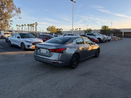 2020 Nissan Altima S FWD