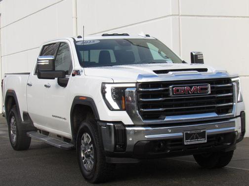 Summit White 2025 GMC Sierra 2500 SLT