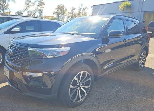 2022 Ford Explorer ST-Line