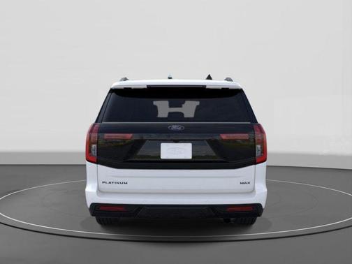 Star White Metallic Tri-Coat 2026 Ford Expedition Max Platinum